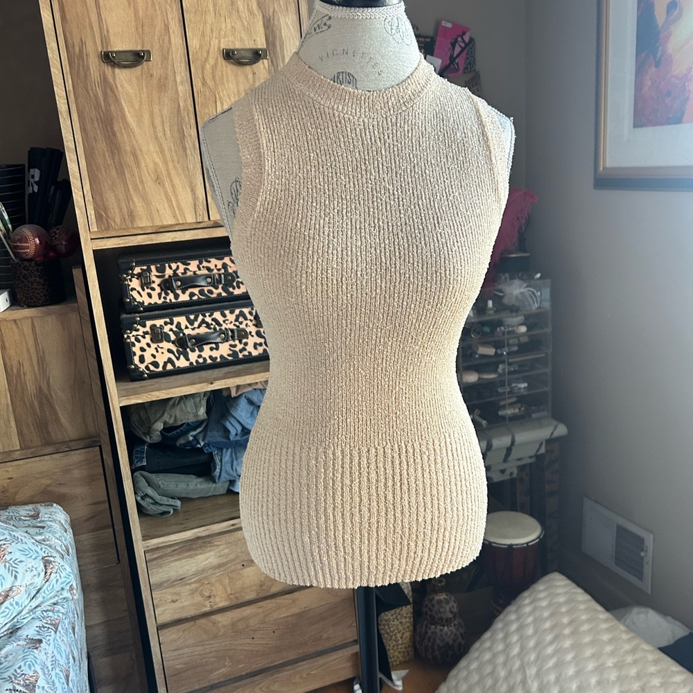 Vintage Howard Lawrence Elegant Cream Knit Skirt Set - Picture 9 of 11